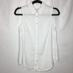 A New Day polka dot sleeveless button up top AN13